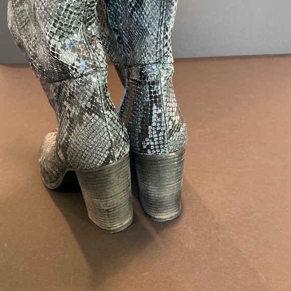 Free People x Vero Cuoio Dakota Over The Knee Snake Boots EU 38.5 Leather - Picture 10 of 15